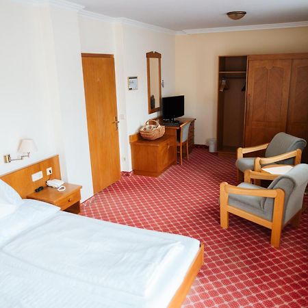 Seehotel Ressmann Drobollach am Faakersee Buitenkant foto