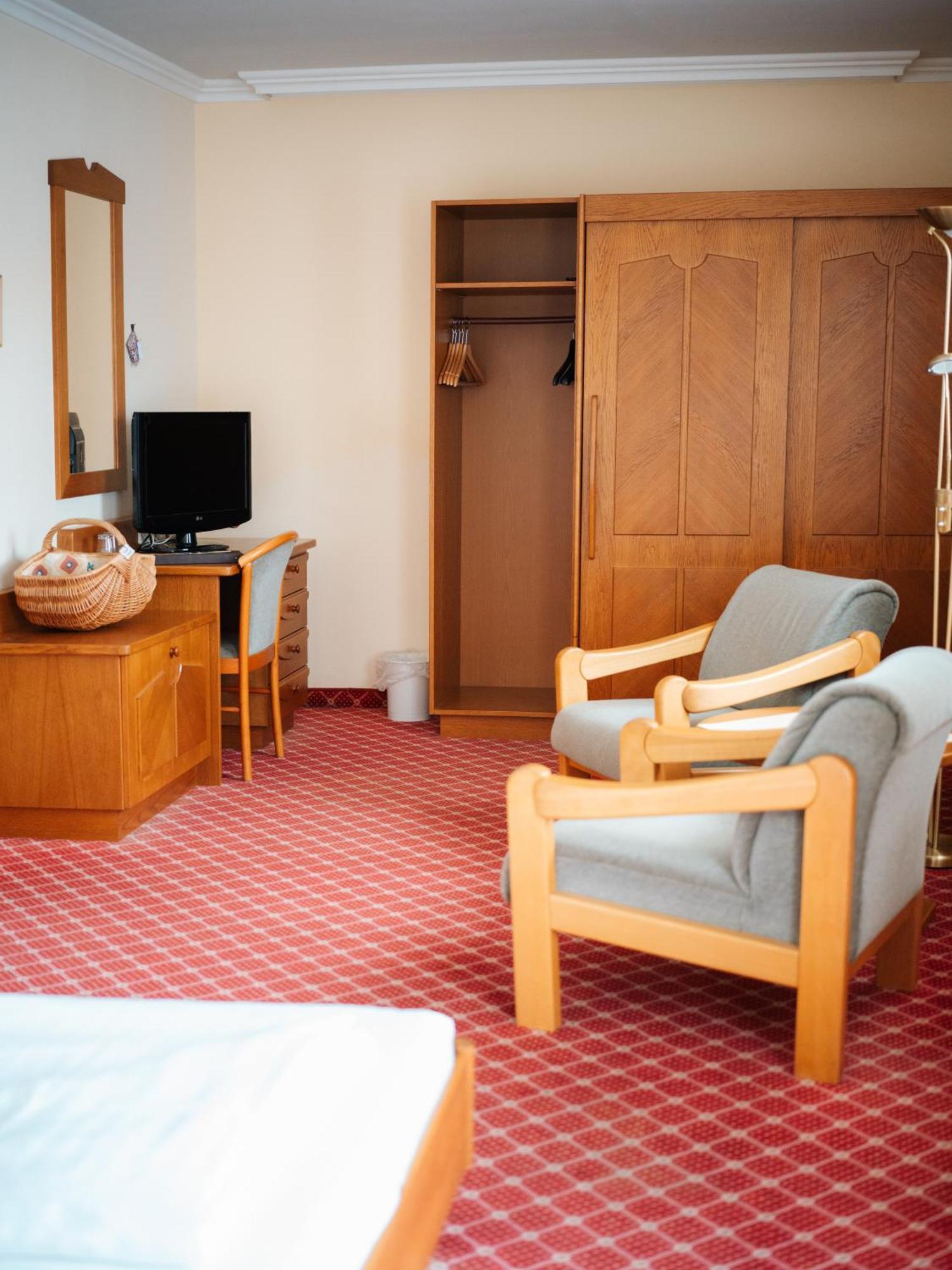 Seehotel Ressmann Drobollach am Faakersee Buitenkant foto