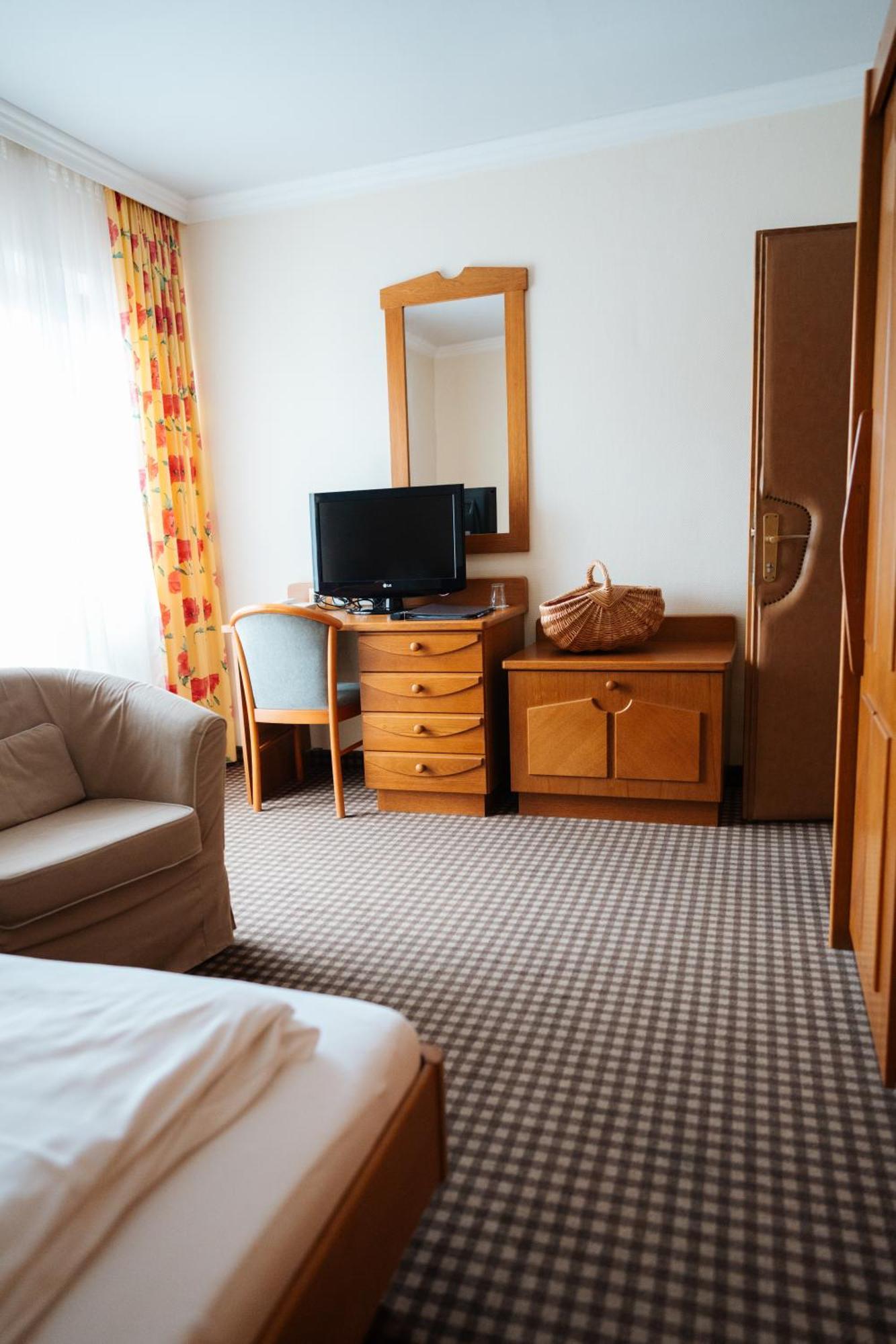 Seehotel Ressmann Drobollach am Faakersee Buitenkant foto