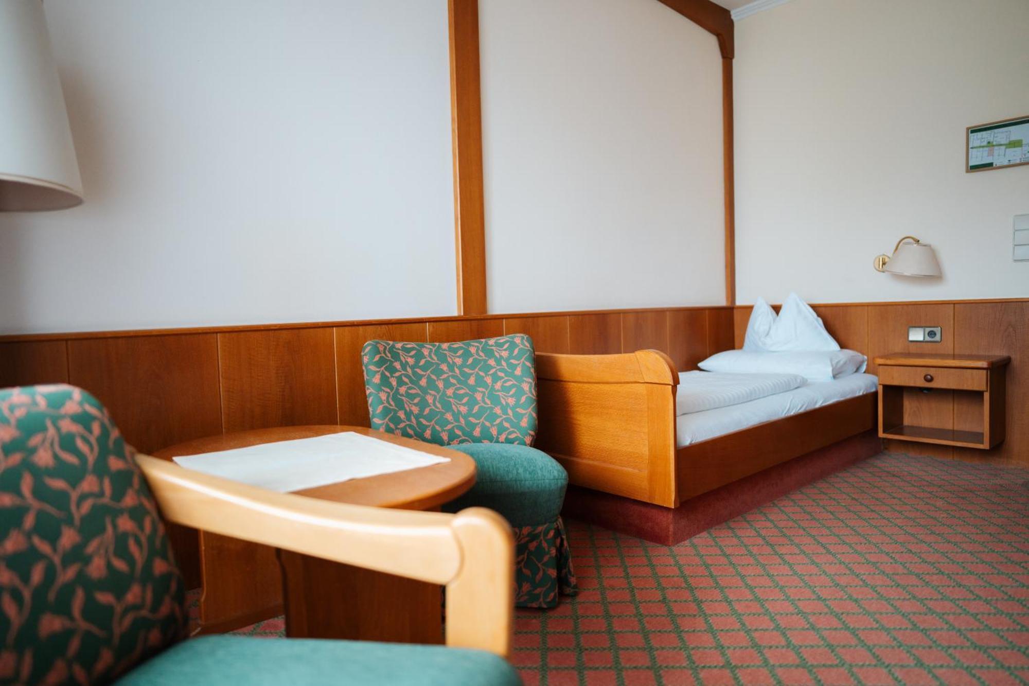 Seehotel Ressmann Drobollach am Faakersee Buitenkant foto